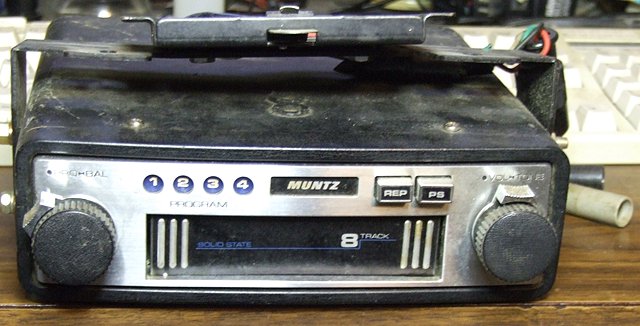 Muntz 888 tape player